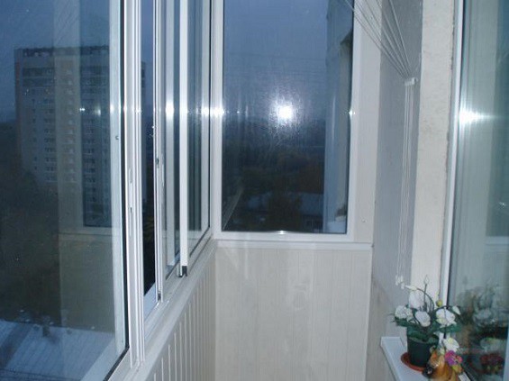 Алюминиевые окна на балкон в Москве